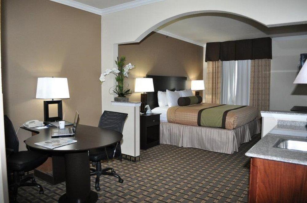 Best Western Plus Cutting Horse Inn & Suites Уедърфорд Екстериор снимка